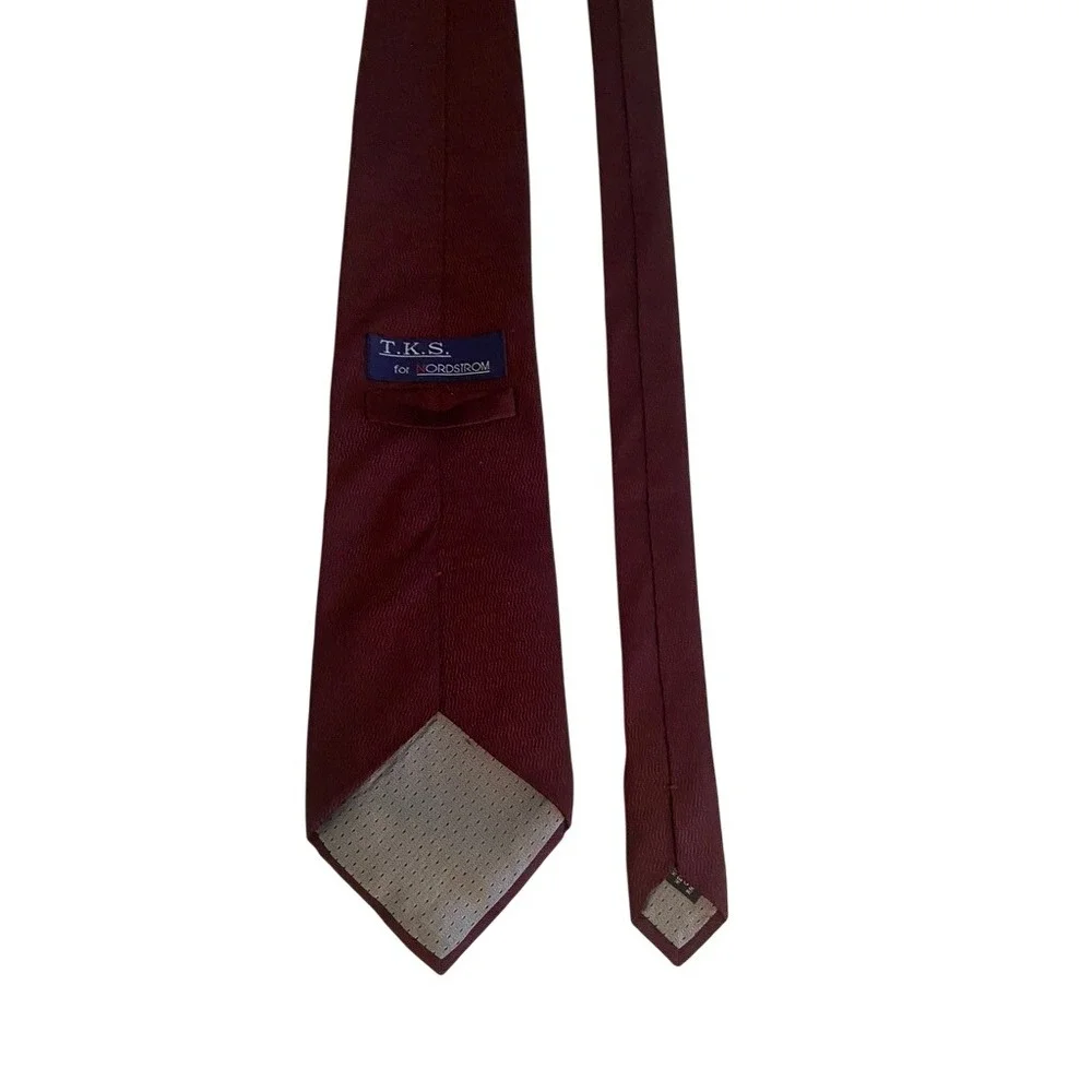 T.K.S. for Nordstrom Mens Burgundy Silk Wavy Textured Weave Necktie Neck Tie
